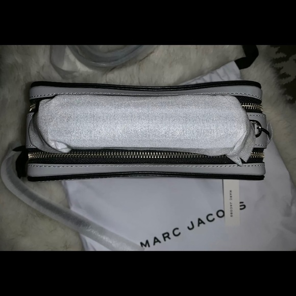 SOLD‼️Marc Jacobs Drizzle Grey Crossbody Bag - Picture 4 of 4